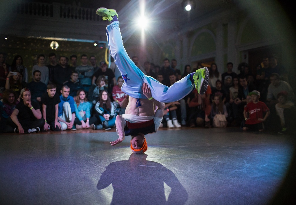 Записать ребенка в школу танцев и выиграть бесплатный абонемент на занятия можно на Сибирском образовательном форуме