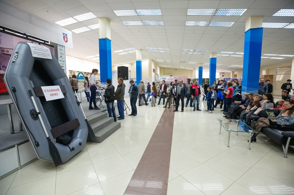Красноярец выиграл лодку на выставке «Мир спорта. Охота. Рыбалка» Красноярец выиграл лодку на выставке «Мир спорта. Охота. Рыбалка»